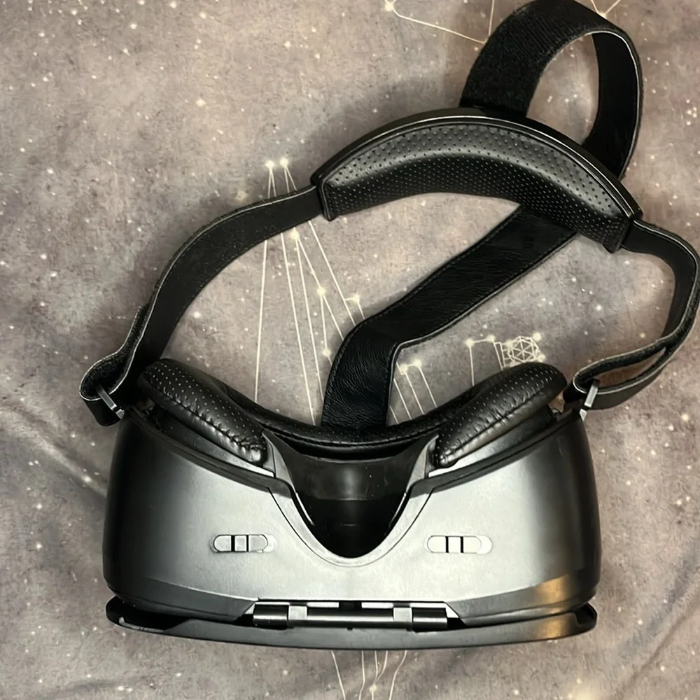DESTEK VR headset